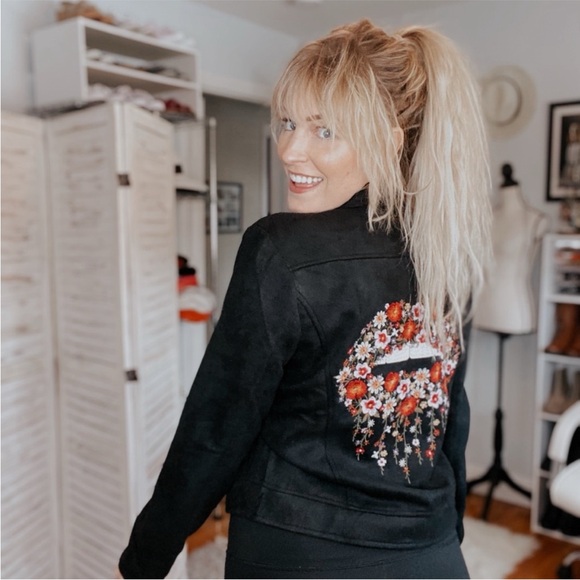 Savanna Jane | Faux Suede Black Floral Kiss Moto Jacket - Picture 3 of 7
